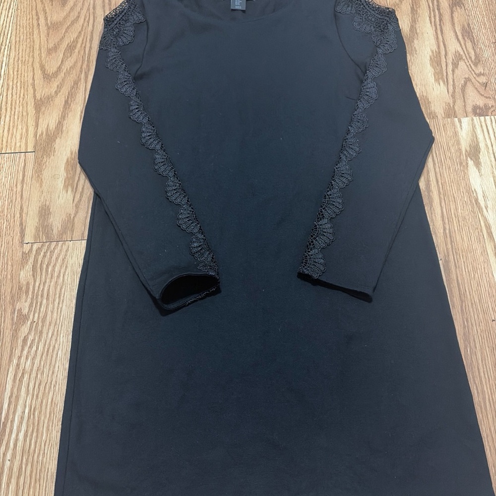 Tahari Black Ponte knit dress with lace sleeve detail